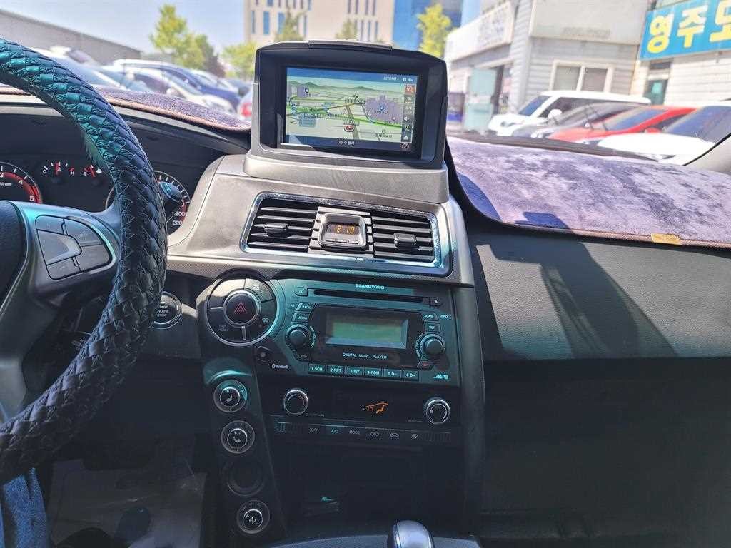KG모빌리티(쌍용) 코란도 코란도스포츠 디젤 4WD 익스트림 이미지 14