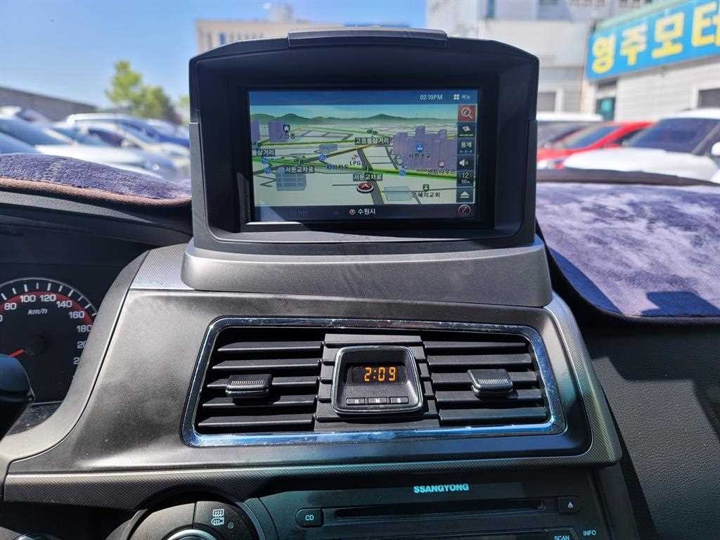 KG모빌리티(쌍용) 코란도 코란도스포츠 디젤 4WD 익스트림 이미지 16
