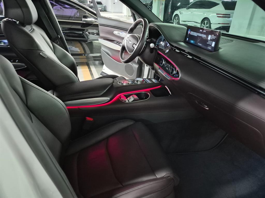 제네시스 GV70 2.2 디젤 2WD 이미지 10