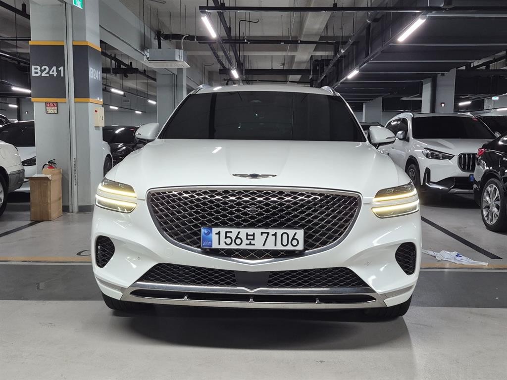 제네시스 GV70 2.2 디젤 2WD 이미지 2