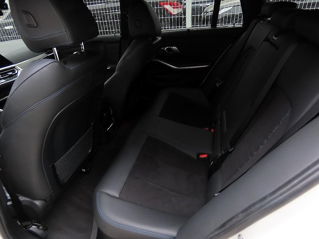 BMW 3시리즈 3시리즈 (G20) 320d 투어링 M 스포츠 이미지 6