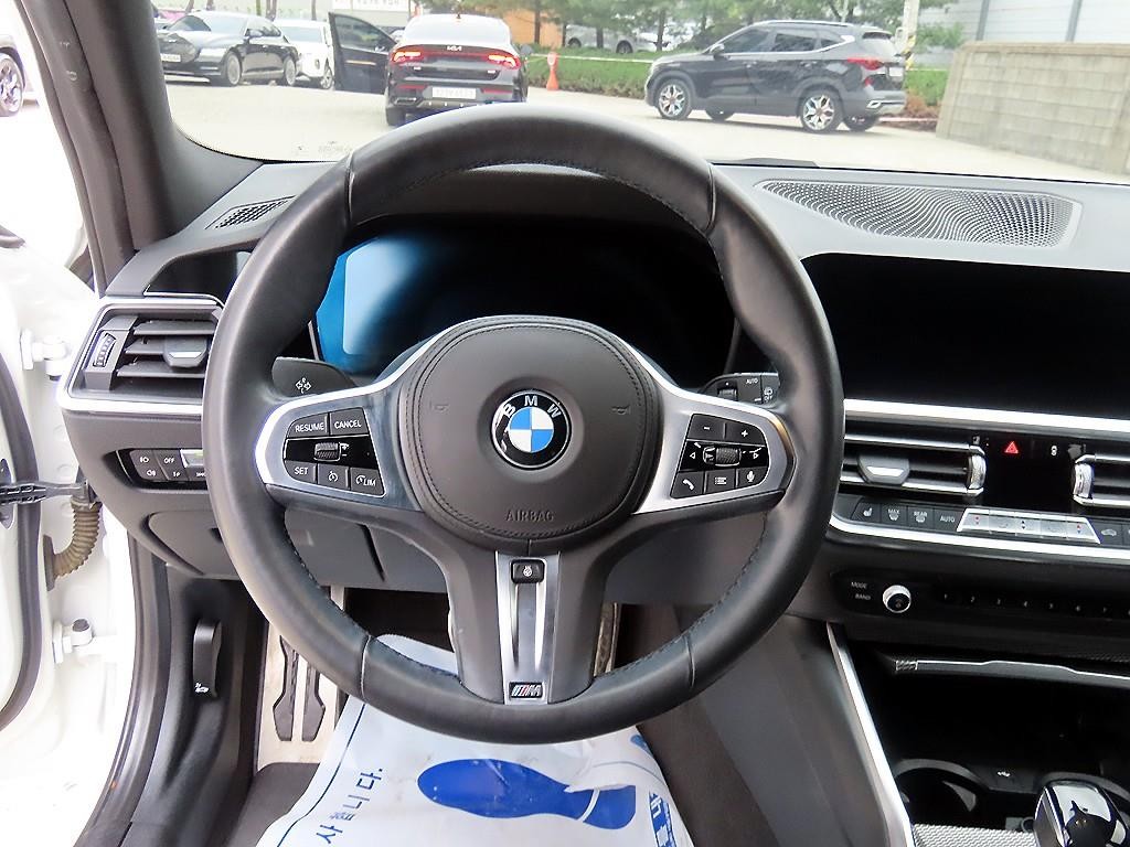 BMW 3시리즈 3시리즈 (G20) 320d 투어링 M 스포츠 이미지 8