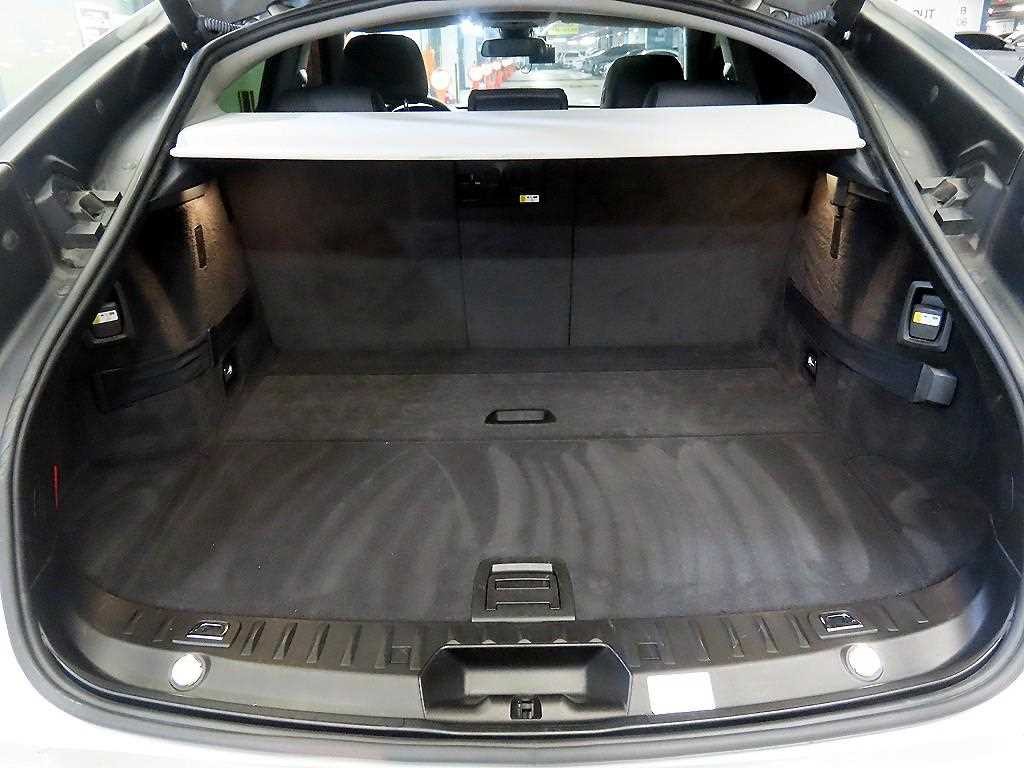 BMW 그란투리스모 5시리즈 GT (F07) GT ED EDITION 이미지 17