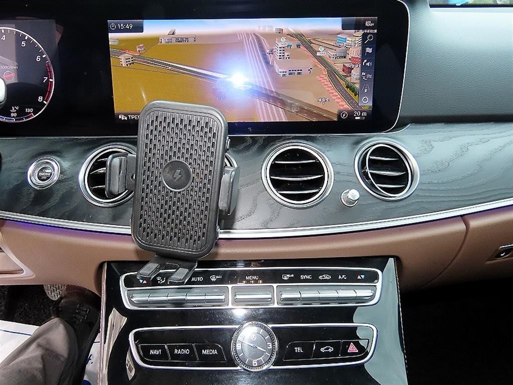 벤츠 E 클래스 E-클래스 W213 E300 4MATIC 아방가르드 이미지 14