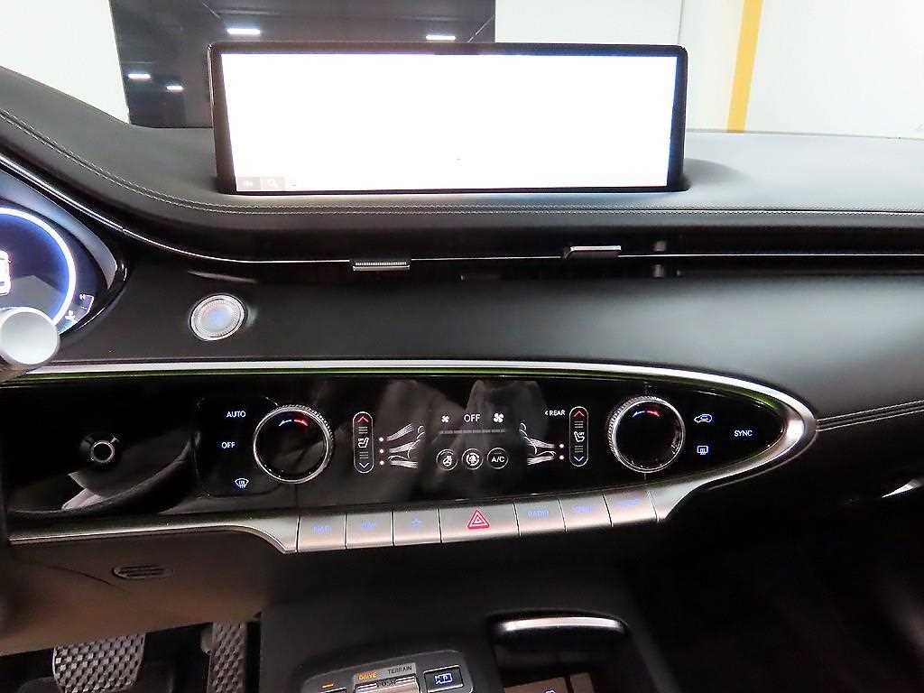 제네시스 GV70 2.5T 가솔린 AWD 이미지 13