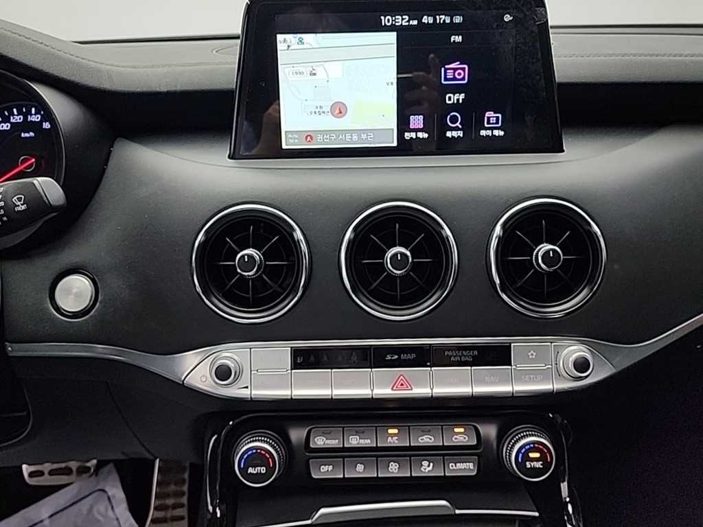 기아 스팅어 가솔린 2.0 터보 2WD 플래티넘 이미지 10