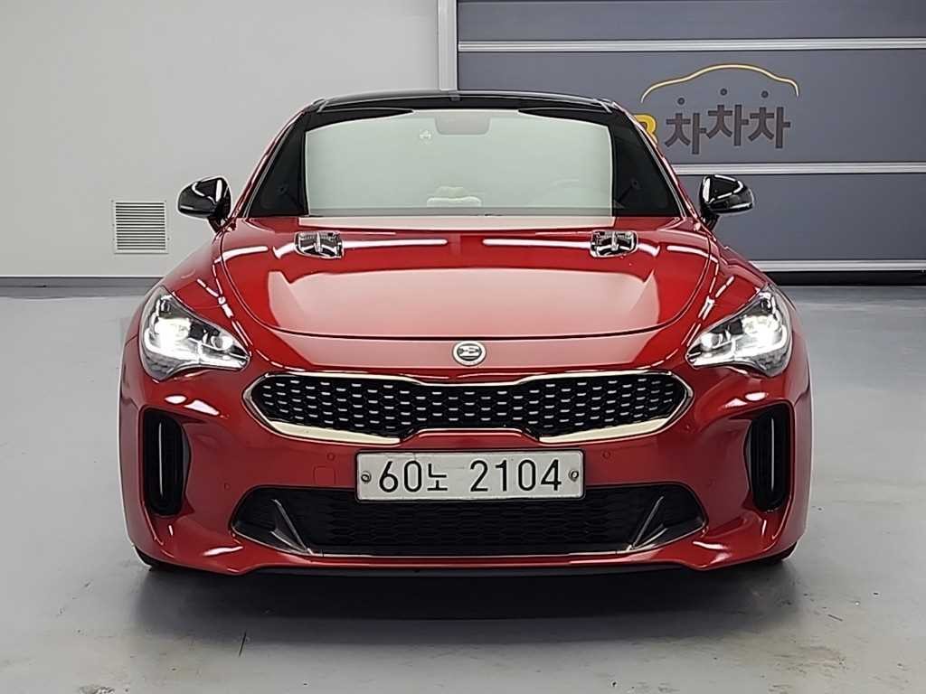 기아 스팅어 가솔린 2.0 터보 2WD 플래티넘 이미지 2