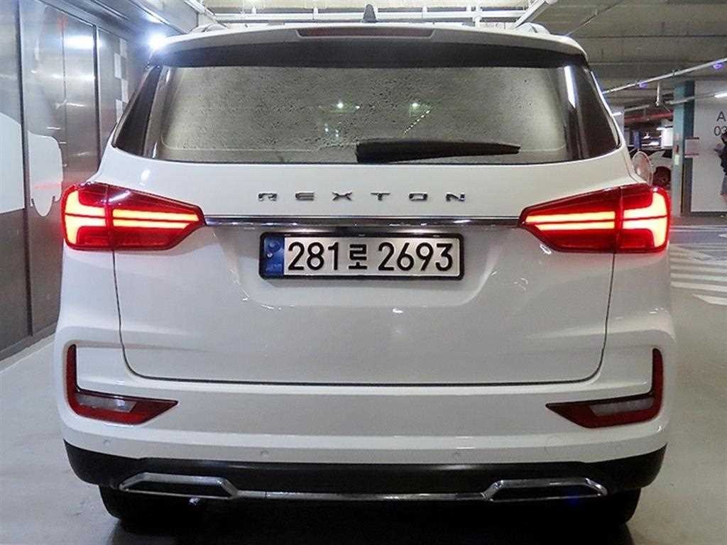 KG모빌리티(쌍용) 렉스턴 올 뉴 렉스턴 (Y450) 디젤 2.2 4WD 럭셔리 이미지 5