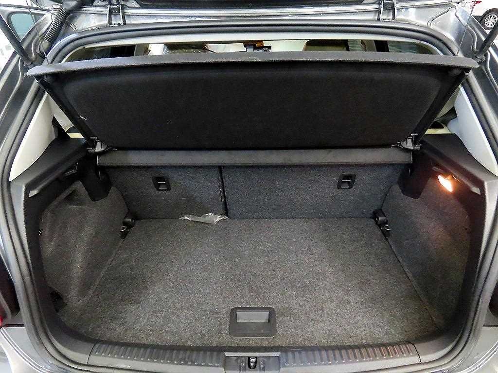 폭스바겐 폴로 1.6 TDI R-LINE 이미지 17