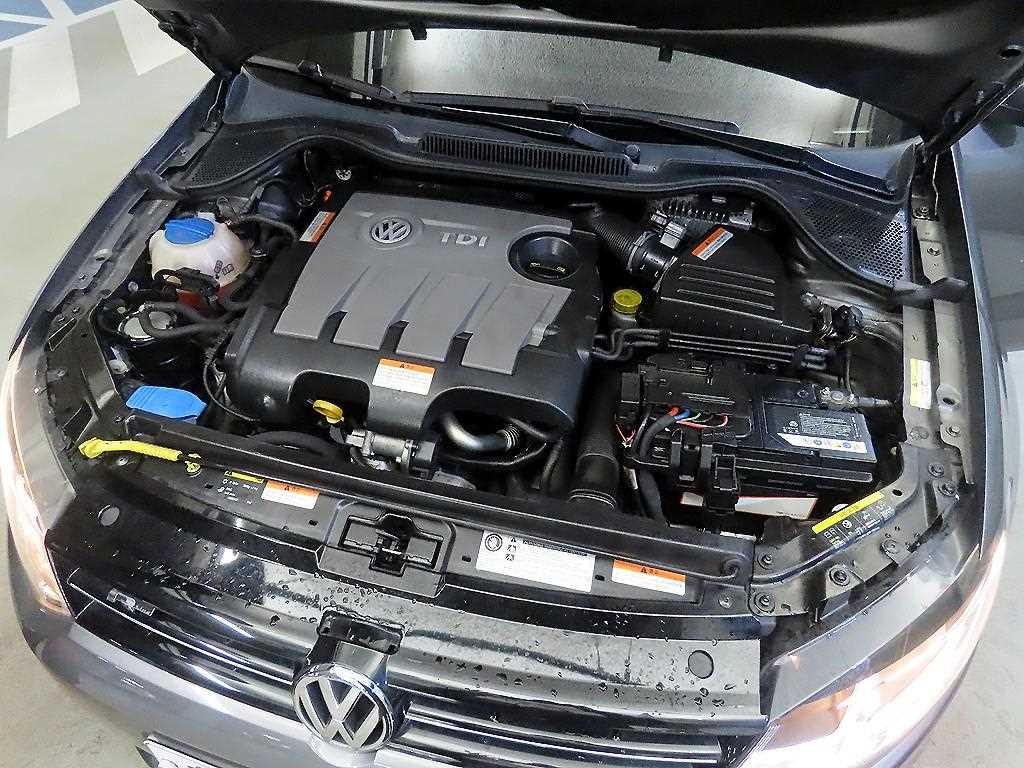 폭스바겐 폴로 1.6 TDI R-LINE 이미지 18