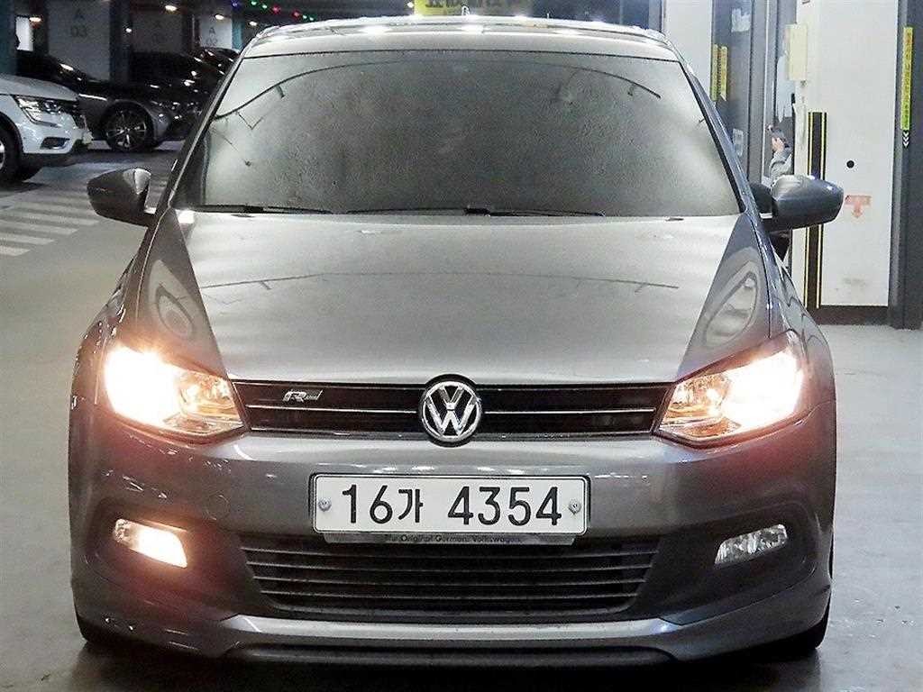 폭스바겐 폴로 1.6 TDI R-LINE 이미지 2