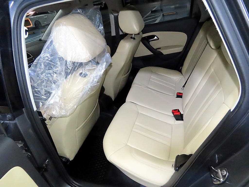 폭스바겐 폴로 1.6 TDI R-LINE 이미지 7
