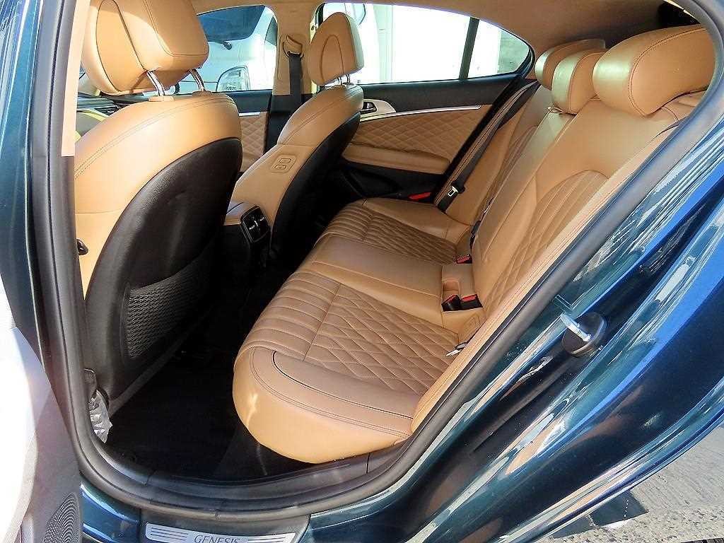 제네시스 G70 더 뉴 G70 슈팅브레이크 가솔린 2.0T 2WD 프리미엄 이미지 6