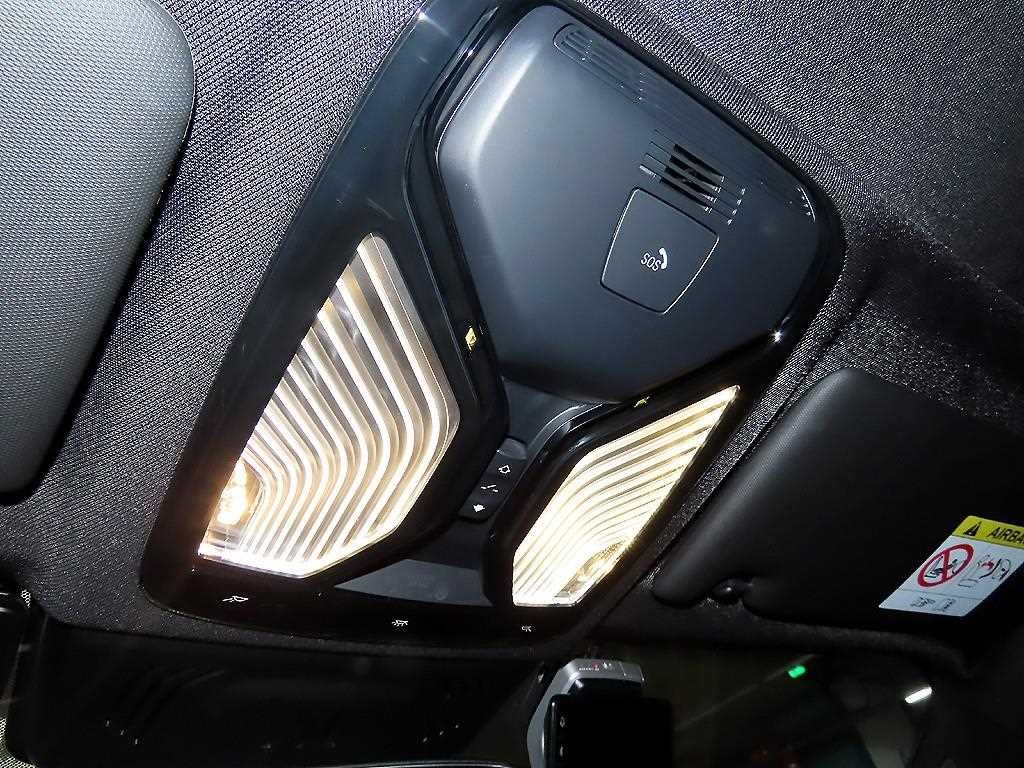 BMW 3시리즈 3시리즈 (G20) 320i M 스포츠 이미지 15