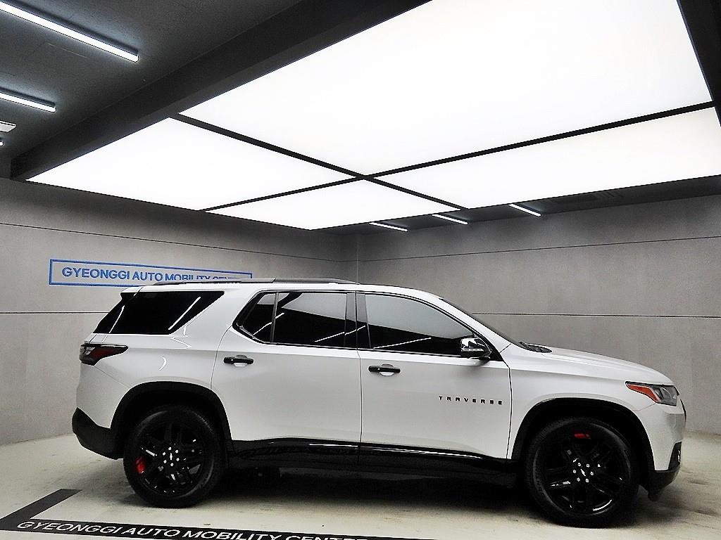 쉐보레 트래버스 3.6 AWD 레드라인 이미지 2