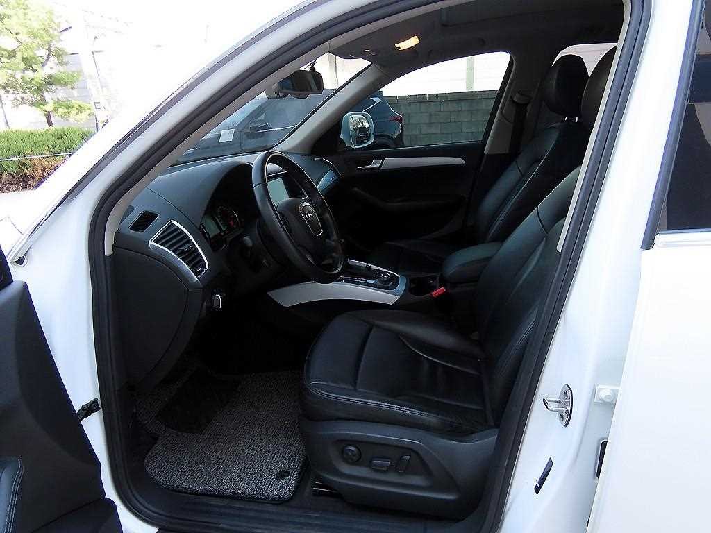 아우디 Q5 2.0 TDI 콰트로 이미지 5