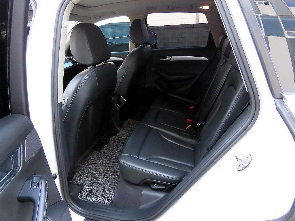 아우디 Q5 2.0 TDI 콰트로 이미지 6