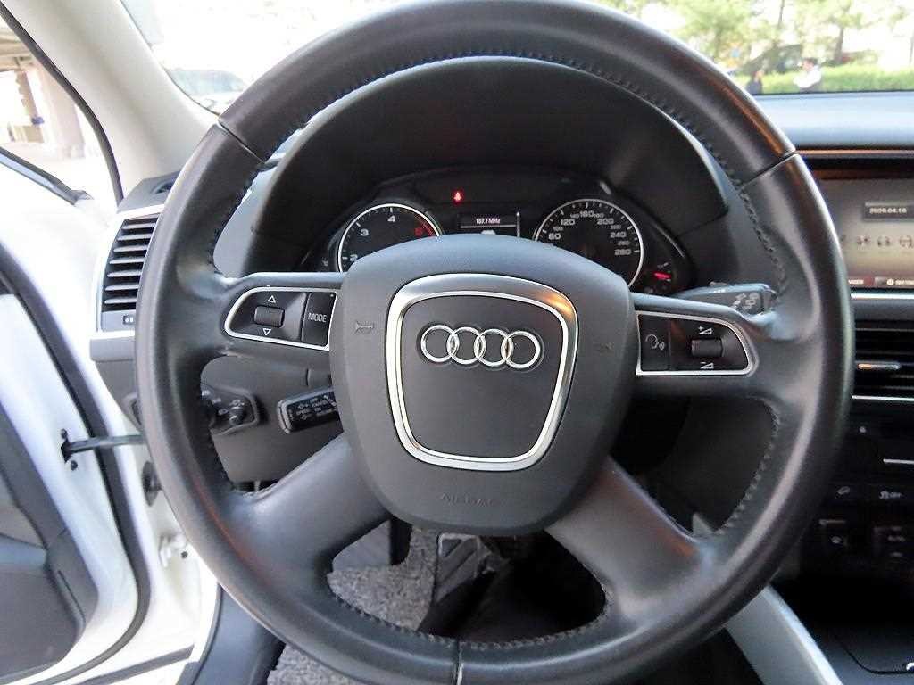아우디 Q5 2.0 TDI 콰트로 이미지 8