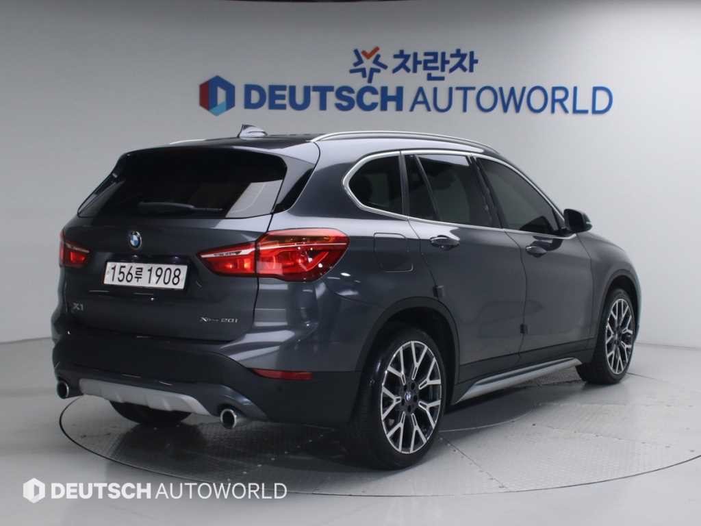 BMW X1 X1 (F48) xDrive 20i M 스포츠 이미지 2