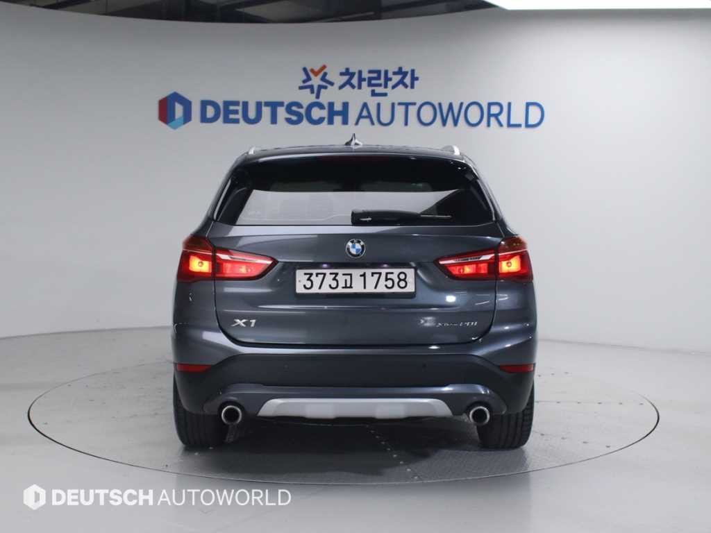 BMW X1 X1 (F48) xDrive 20i M 스포츠 이미지 4