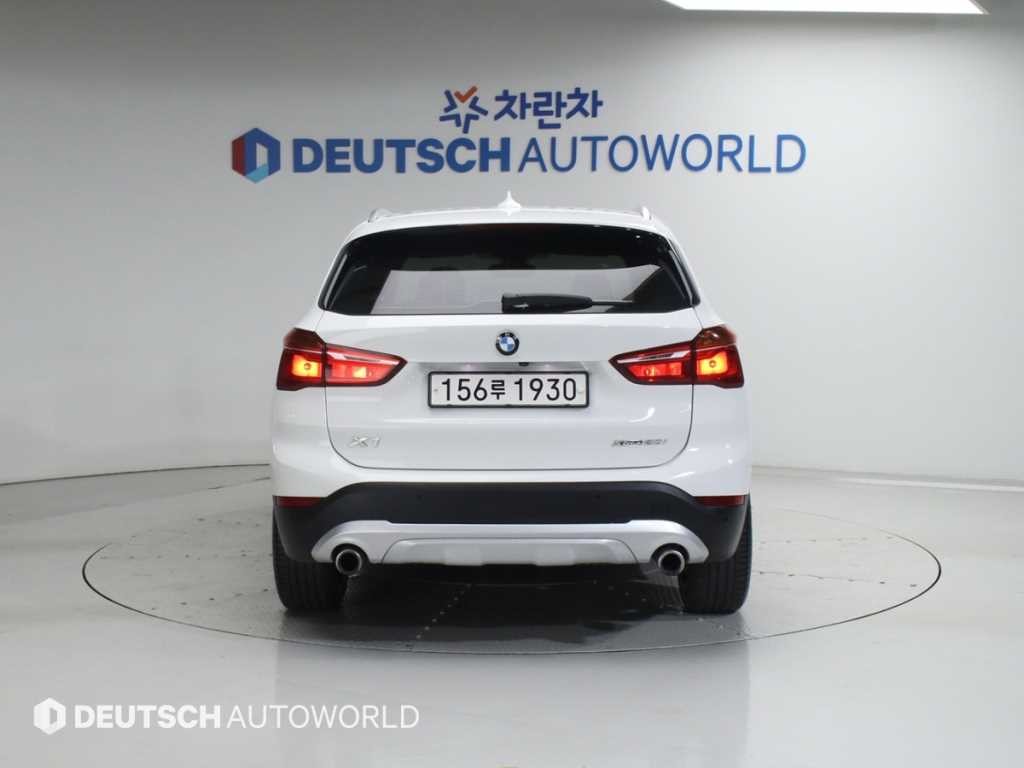 BMW X1 X1 (F48) xDrive 20i M 스포츠 이미지 4