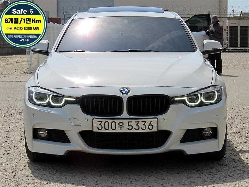 BMW 3시리즈 3시리즈 (F30) 330i M 스포츠 쉐도우 이미지 1