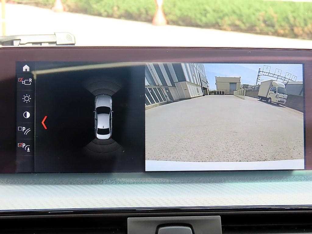 BMW 3시리즈 3시리즈 (F30) 330i M 스포츠 쉐도우 이미지 15