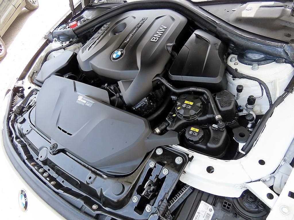BMW 3시리즈 3시리즈 (F30) 330i M 스포츠 쉐도우 이미지 19