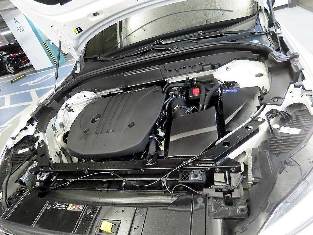 볼보 XC60 XC60(2세대) B5 AWD 인스크립션 이미지 19