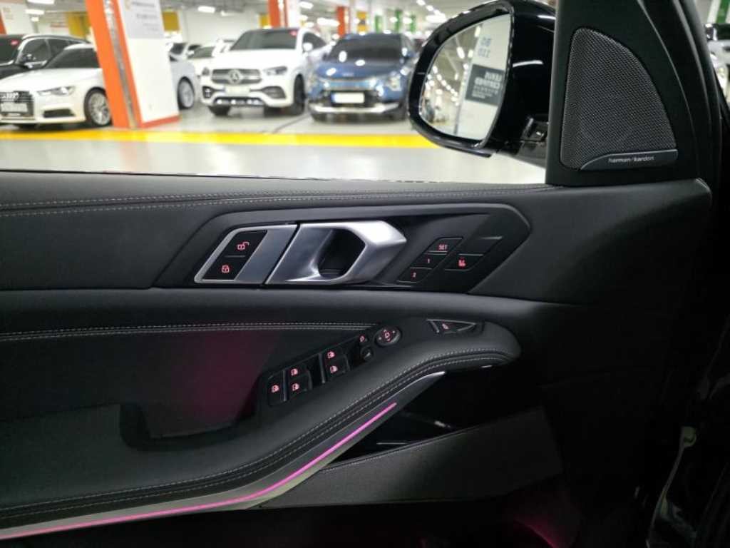 BMW X5 X5 (G05) xDrive 40i M 스포츠 이미지 8