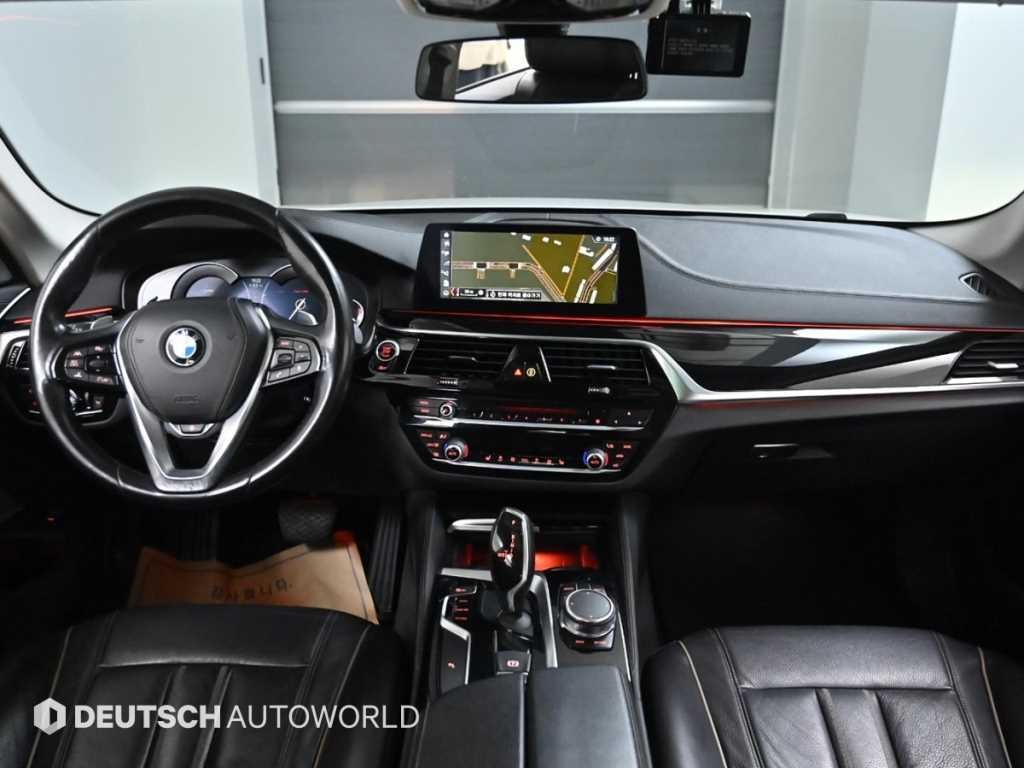 BMW 5시리즈 5시리즈 (G30) 520d 럭셔리 스페셜 에디션 이미지 7