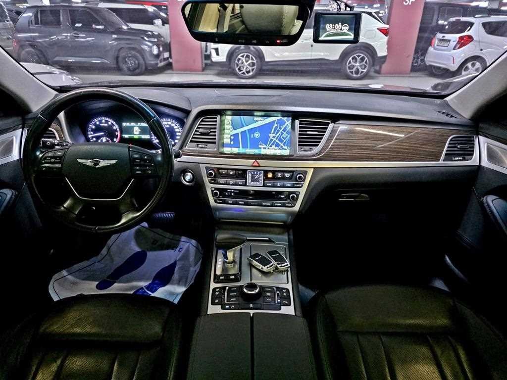 제네시스 G80 3.3 GDI AWD 프리미엄 럭셔리 이미지 17