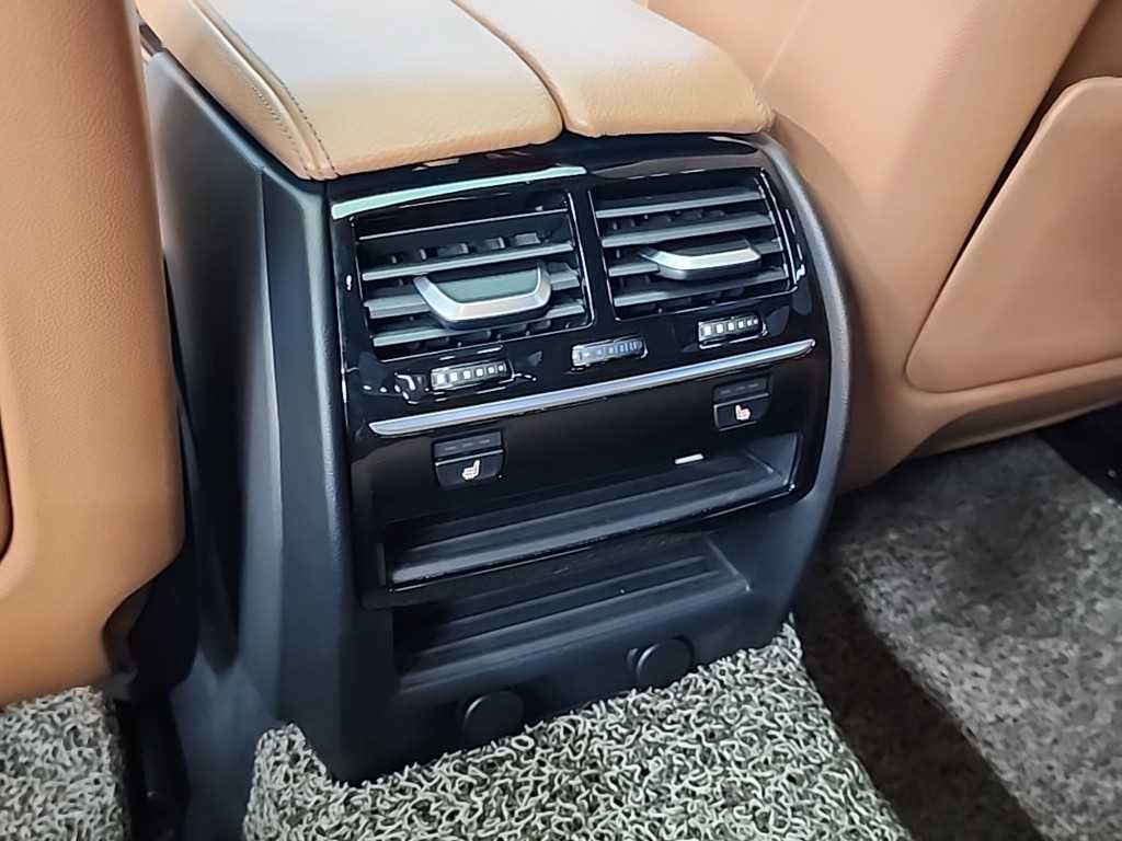 BMW 5시리즈 5시리즈 (G30) 530i xDrive M 스포츠 이미지 13