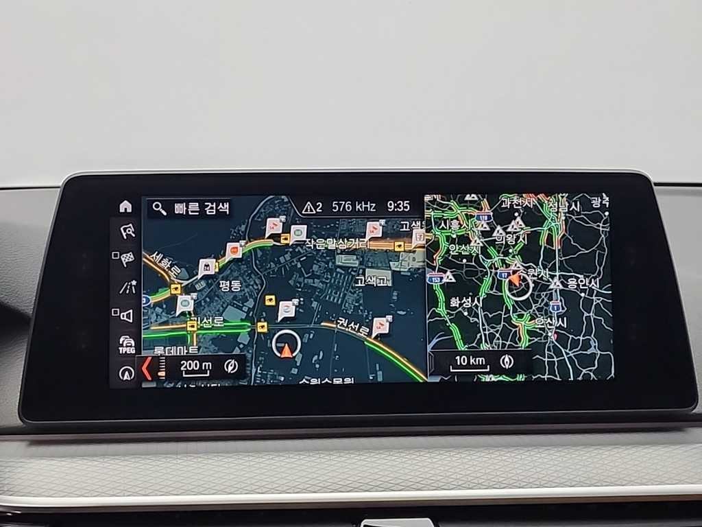 BMW 5시리즈 5시리즈 (G30) 530i xDrive M 스포츠 이미지 15