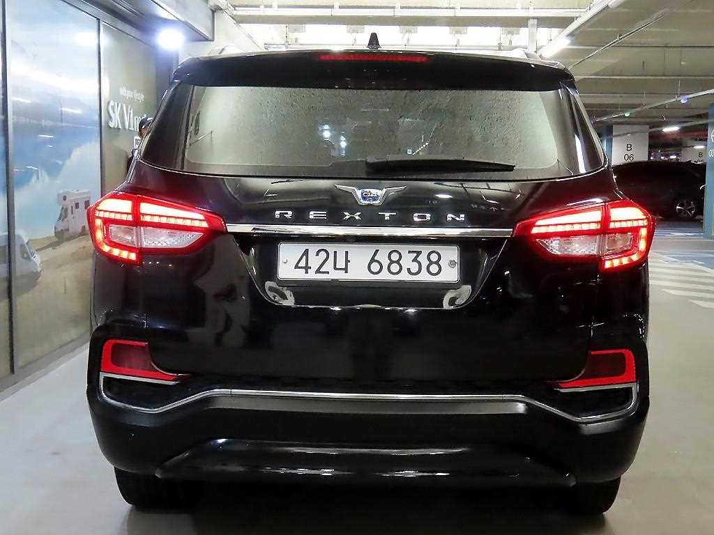 KG모빌리티(쌍용) 렉스턴 G4렉스턴 디젤 2.2 4WD 유라시아 에디션 이미지 5