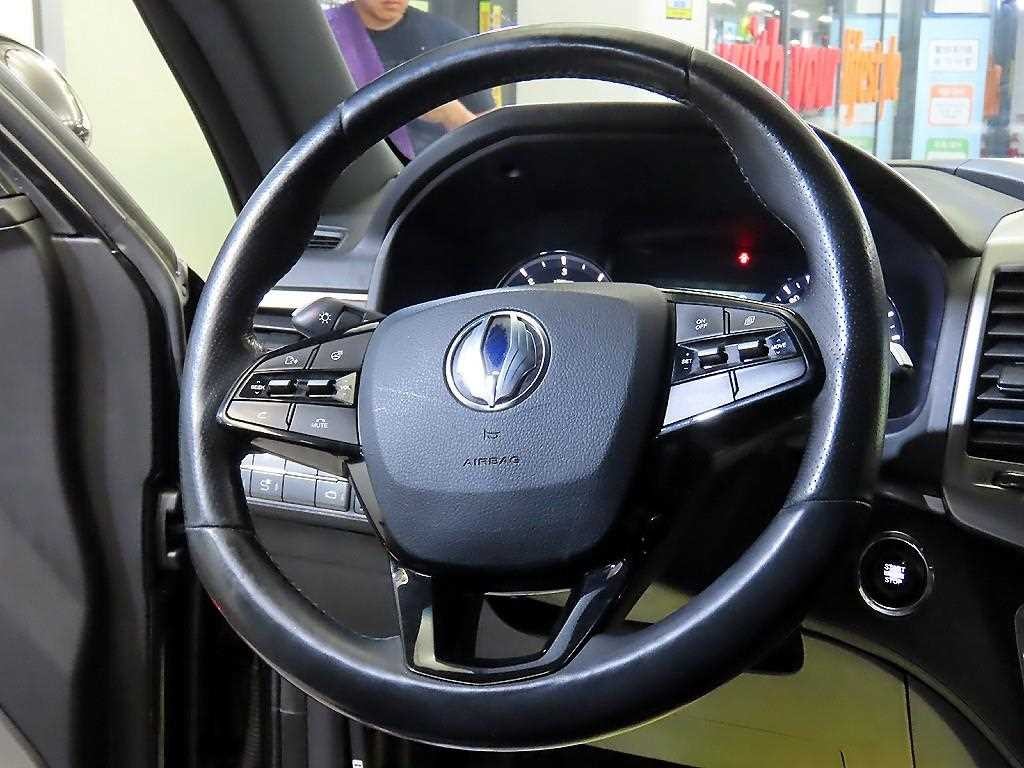 KG모빌리티(쌍용) 렉스턴 G4렉스턴 디젤 2.2 4WD 유라시아 에디션 이미지 8
