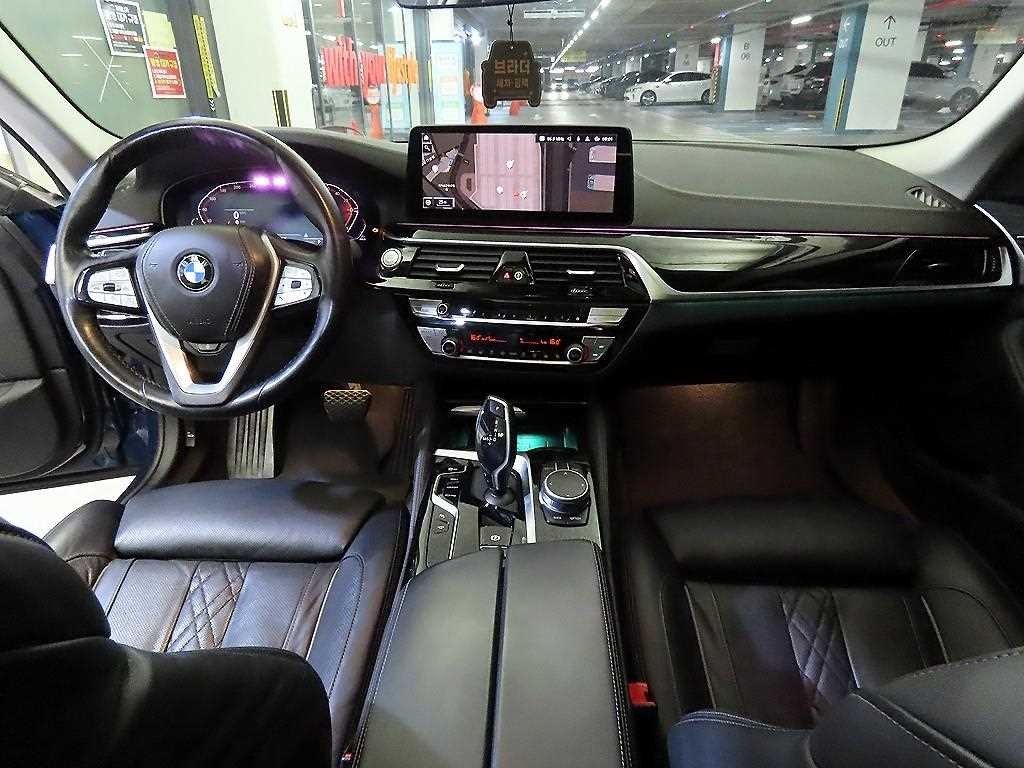 BMW 5시리즈 5시리즈 (G30) 523d 럭셔리 이미지 10