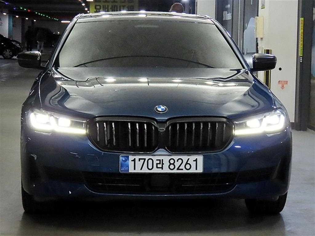 BMW 5시리즈 5시리즈 (G30) 523d 럭셔리 이미지 2