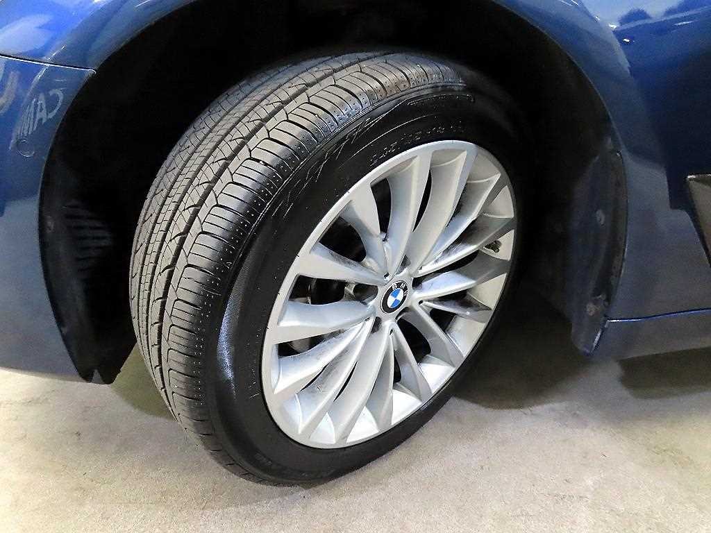 BMW 5시리즈 5시리즈 (G30) 523d 럭셔리 이미지 20