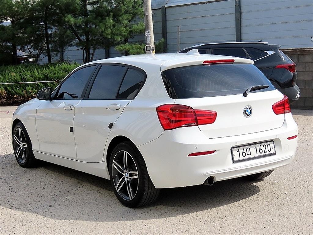 BMW 1시리즈 1시리즈 (F20) 118d 스포츠 이미지 3