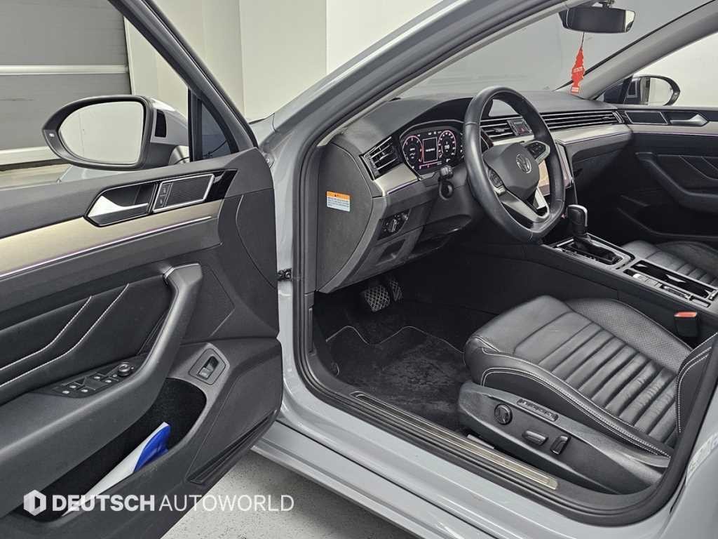 폭스바겐 파사트 파사트GT(B8) 2.0 TDI 프레스티지 이미지 11