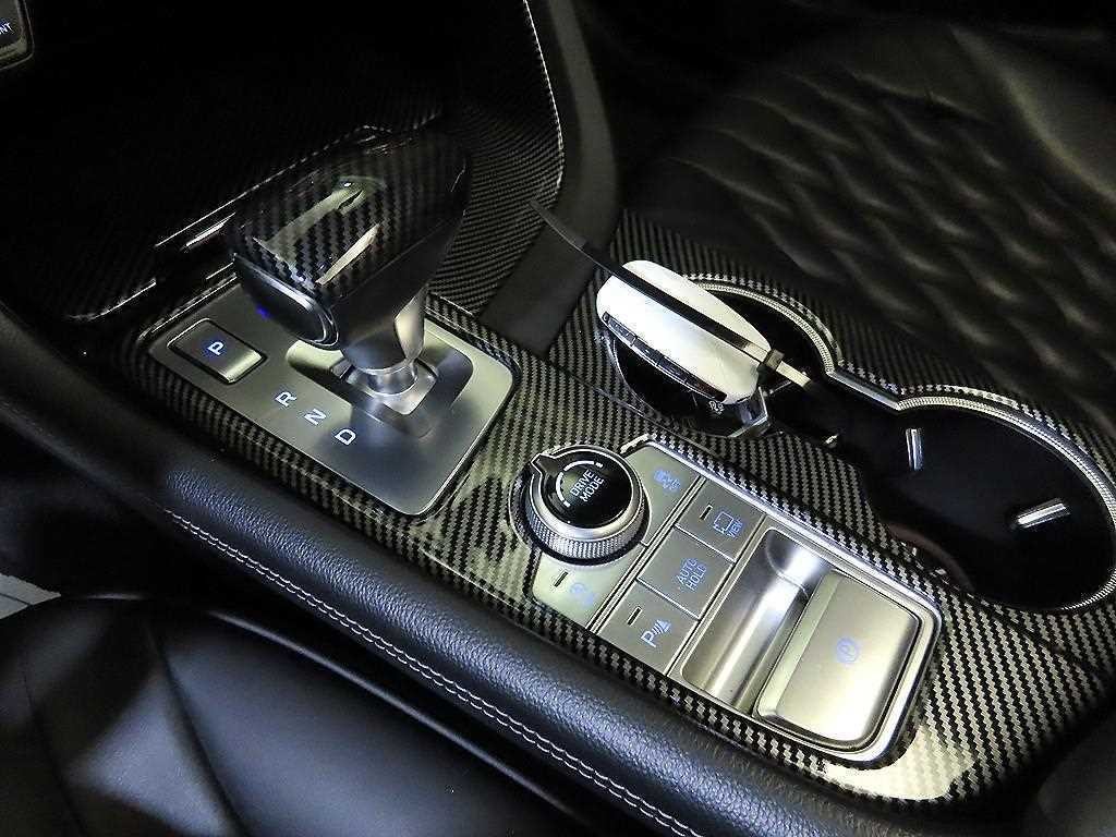 제네시스 G70 2.0T AWD 스포츠 패키지 이미지 12