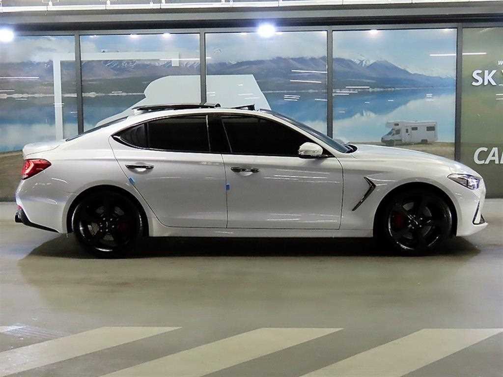 제네시스 G70 2.0T AWD 스포츠 패키지 이미지 3