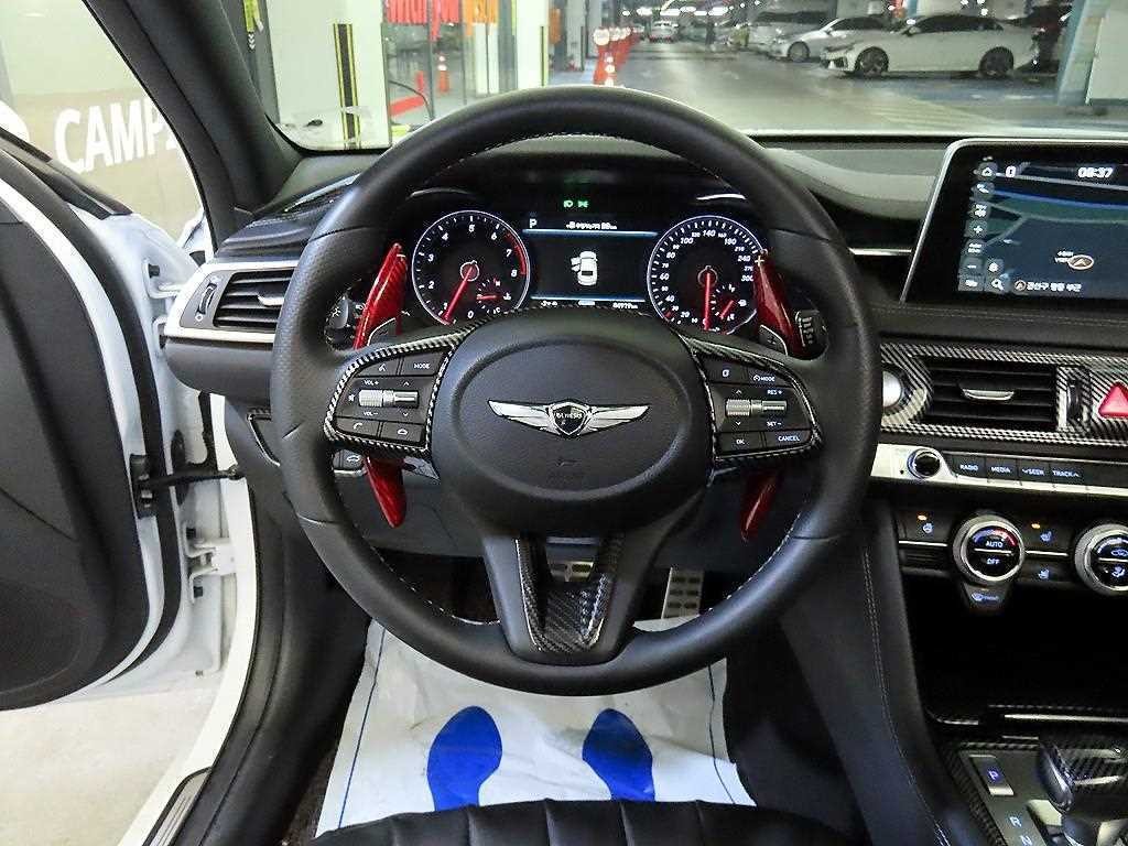 제네시스 G70 2.0T AWD 스포츠 패키지 이미지 8