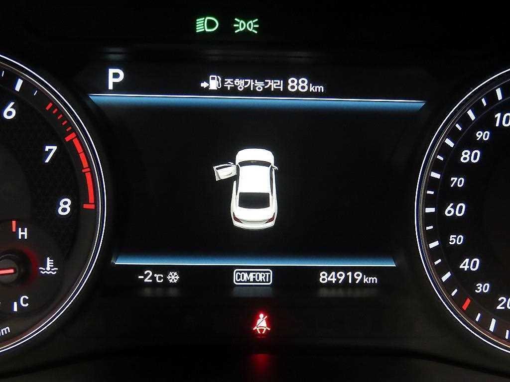 제네시스 G70 2.0T AWD 스포츠 패키지 이미지 9