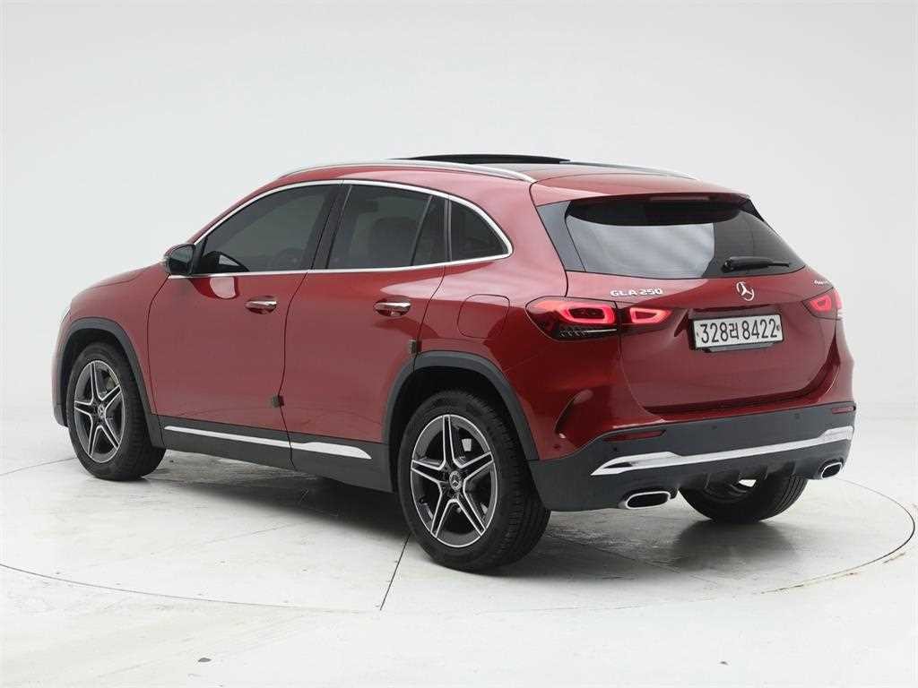 벤츠 GLA 클래스 GLA클래스 H247 GLA250 4MATIC 이미지 4