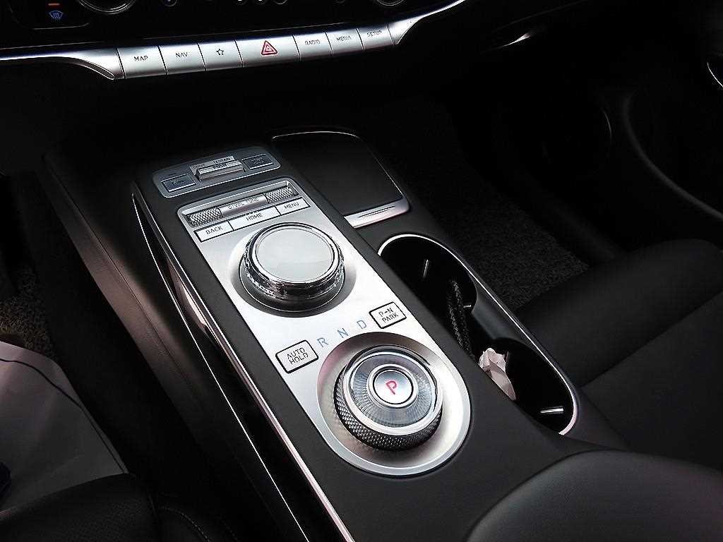 제네시스 GV70 2.5T 가솔린 AWD 이미지 11