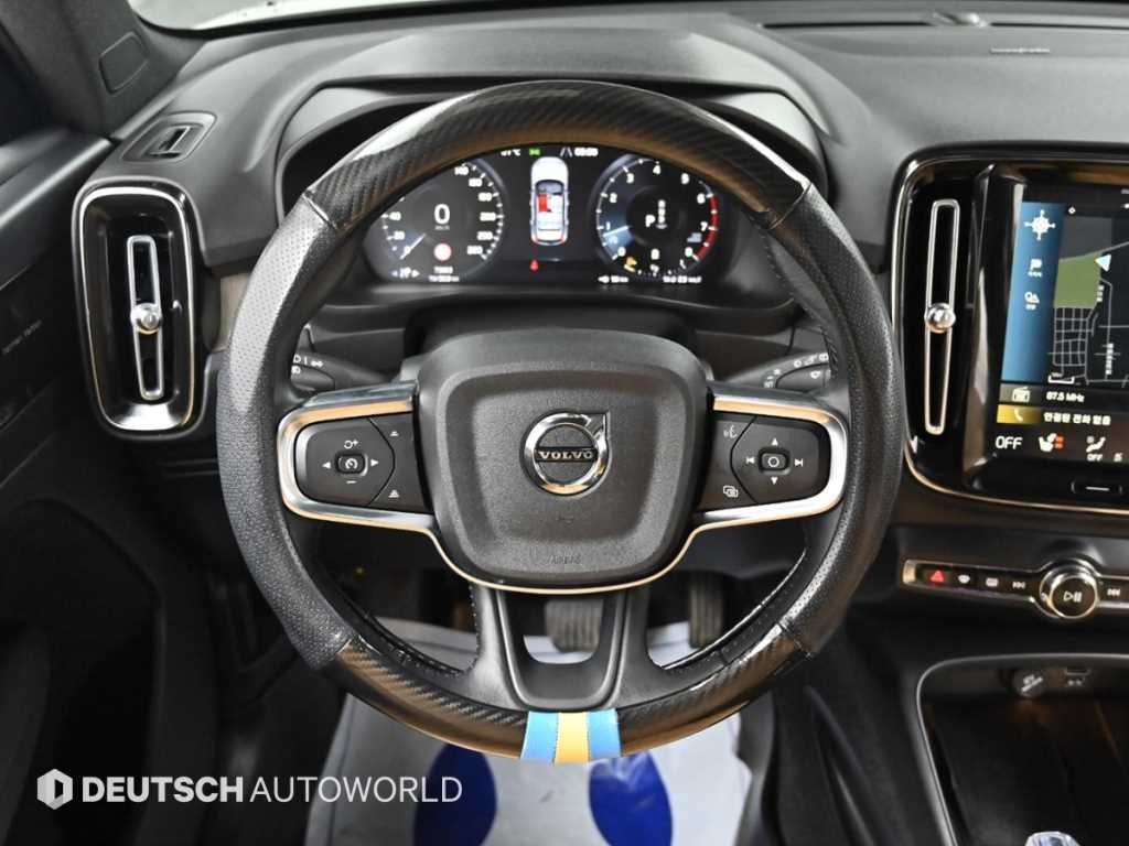 볼보 XC40 B4 AWD 인스크립션 이미지 13