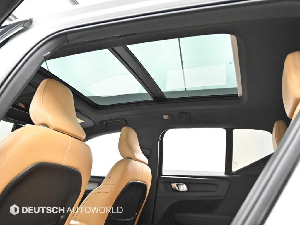 볼보 XC40 B4 AWD 인스크립션 이미지 18