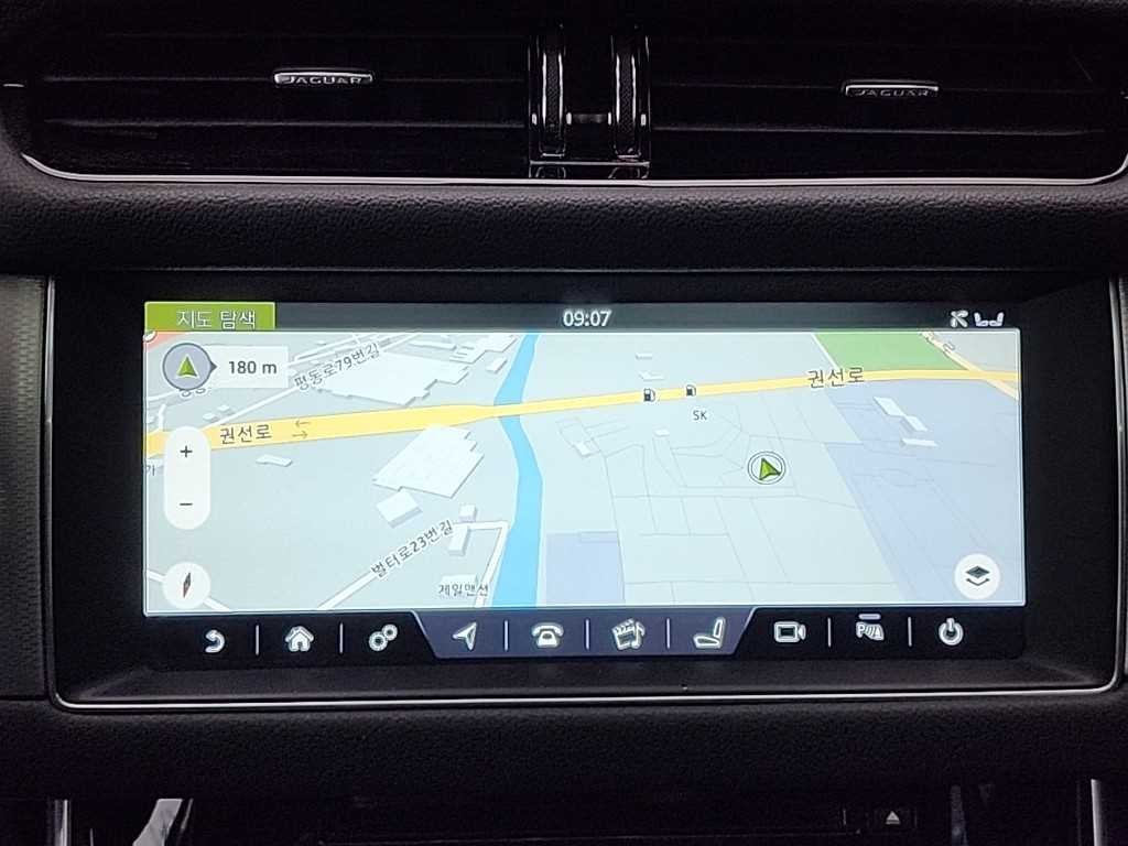재규어 XF XF(X260) 2.0D 프레스티지 이미지 15